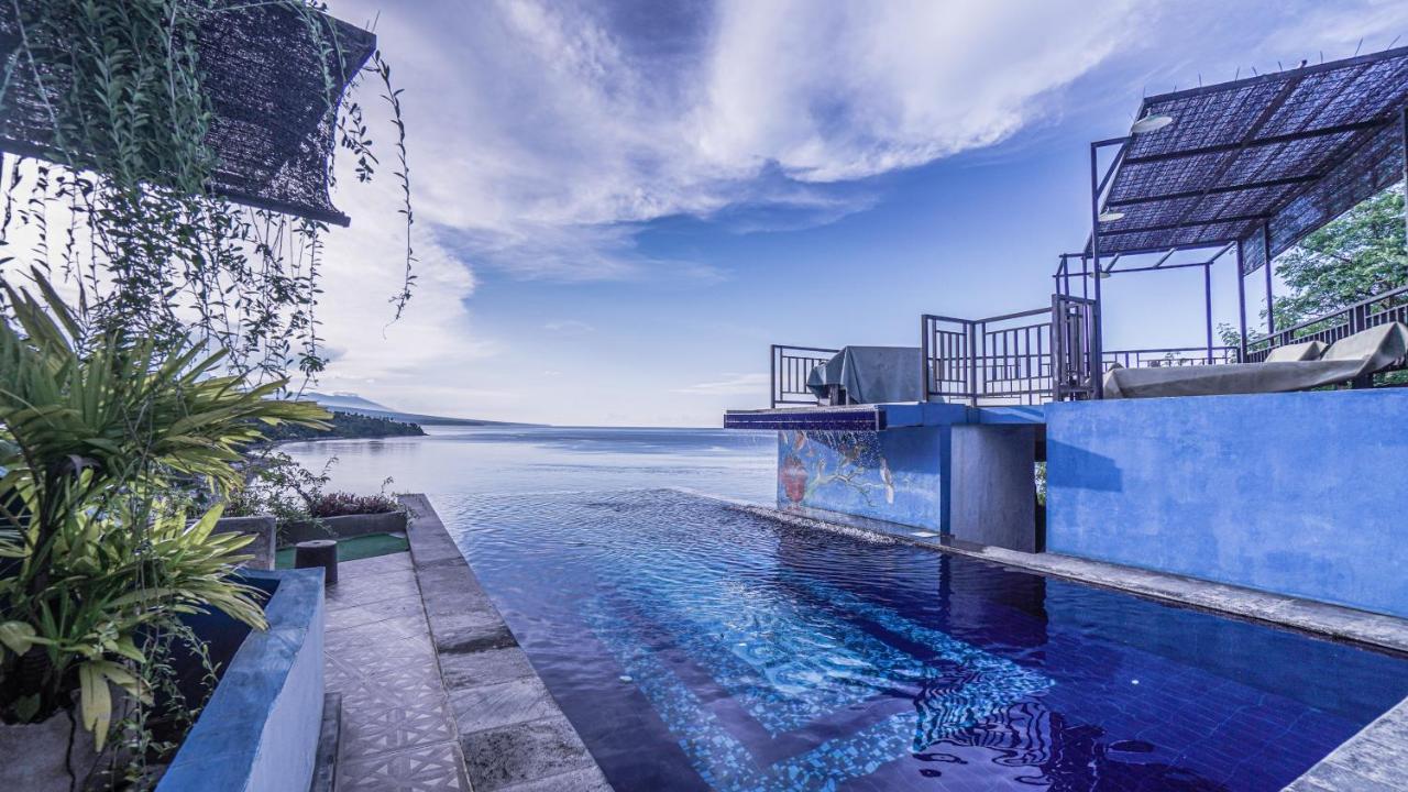 Waenis Sunset View Hotel And Restaurant, Amed, Bali المظهر الخارجي الصورة