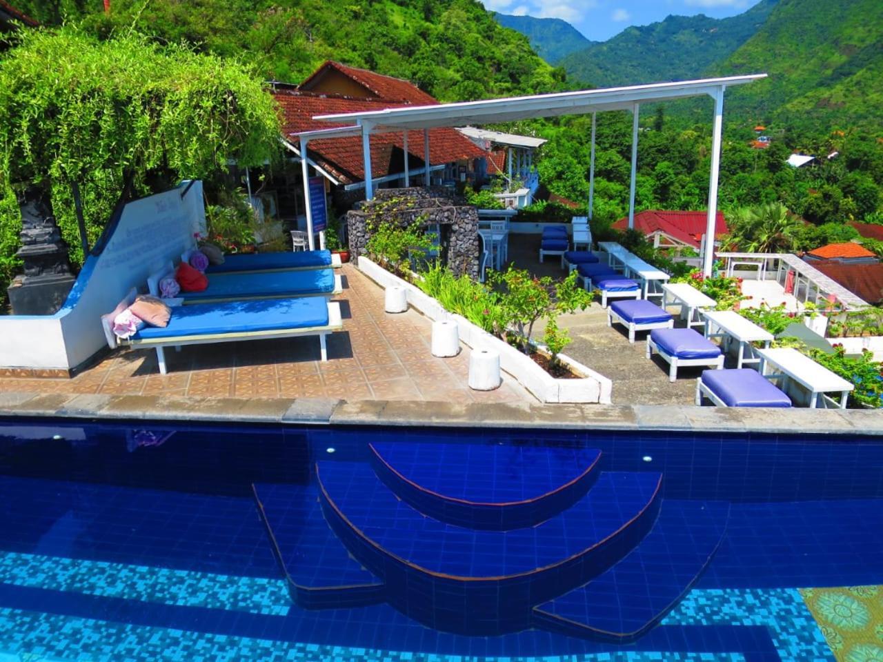 Waenis Sunset View Hotel And Restaurant, Amed, Bali المظهر الخارجي الصورة