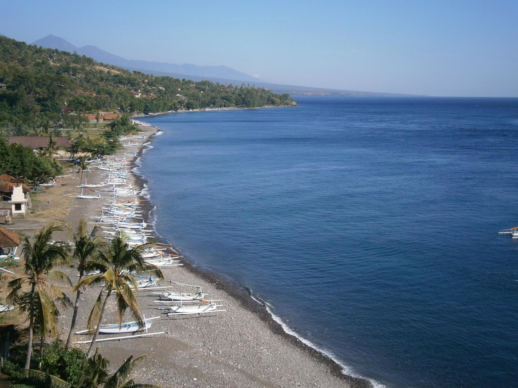 Waenis Sunset View Hotel And Restaurant, Amed, Bali المظهر الخارجي الصورة