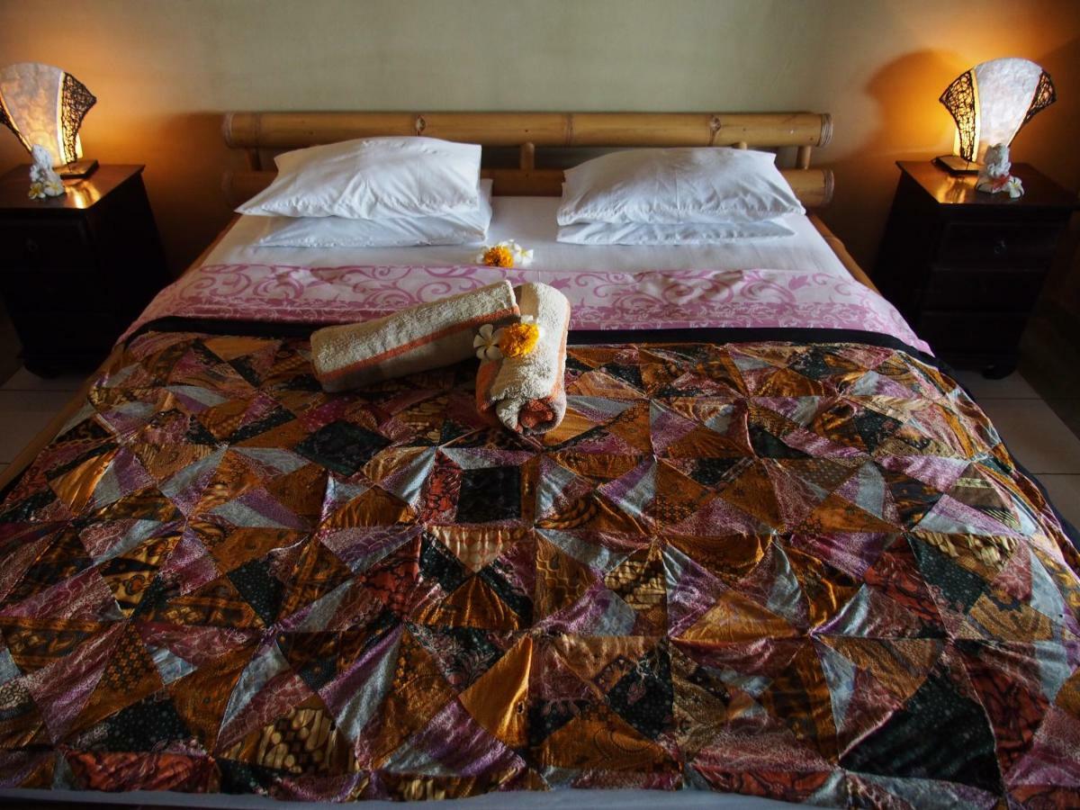 Waenis Sunset View Hotel And Restaurant, Amed, Bali المظهر الخارجي الصورة