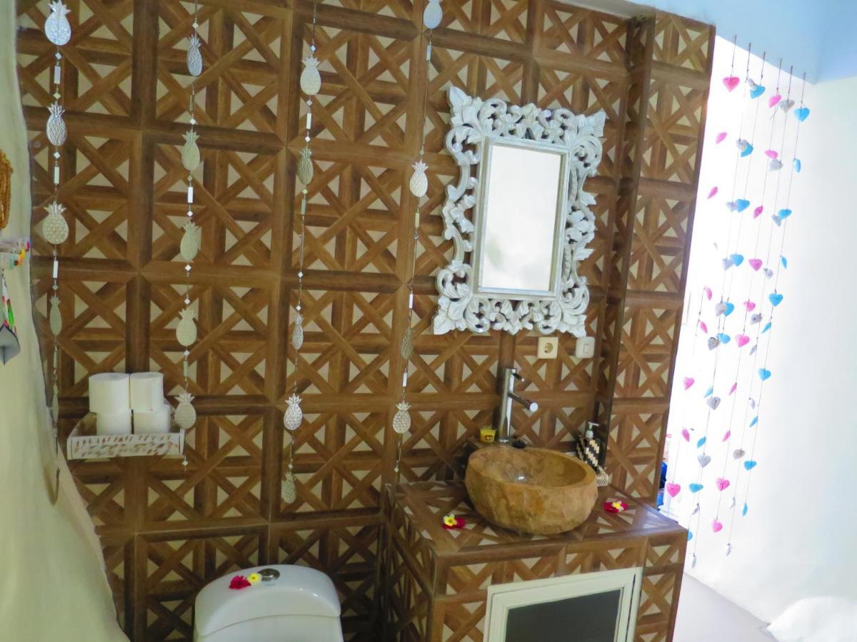 Waenis Sunset View Hotel And Restaurant, Amed, Bali المظهر الخارجي الصورة